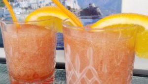 Read more about the article How to Make a Frozen Negroni Cocktail Everyone Will Love!