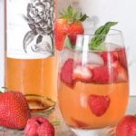 Read more about the article How to make a Strawberry Wine Spritzer