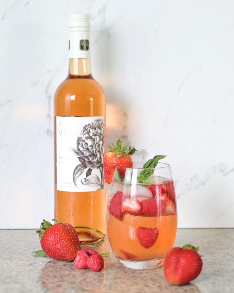 strawberry wine spritzer